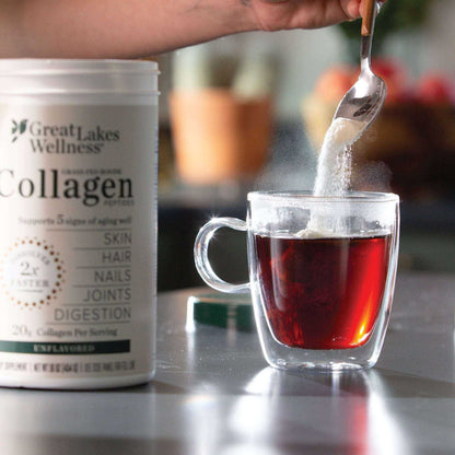 Collagen Peptides до чаша с топла напитка